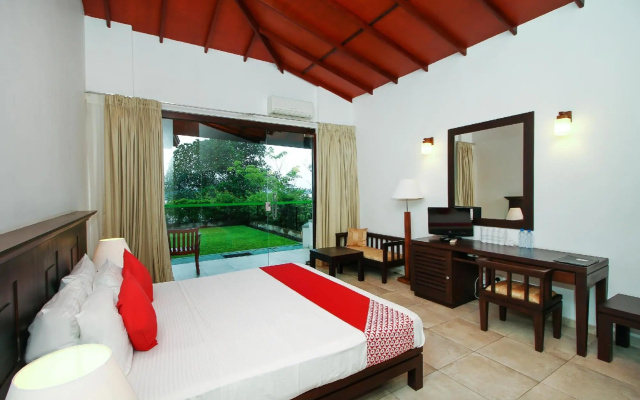 OYO 396 Lotus Paradise Nature Resort