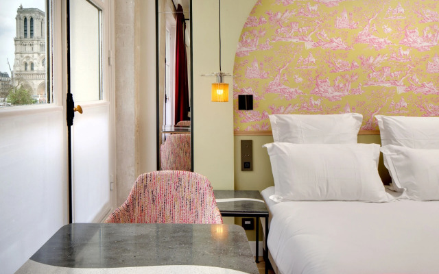 Hotel Les Rives De Notre Dame