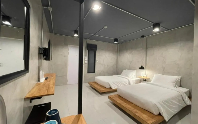 Loft Space Hotel