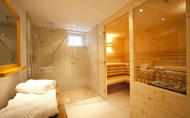 Hotel Pension Theresia