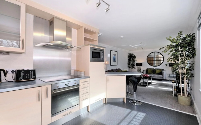 Spacious 3 Bed in Aberdeen s Westend