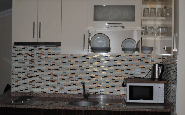 Diamond Suite & Residence