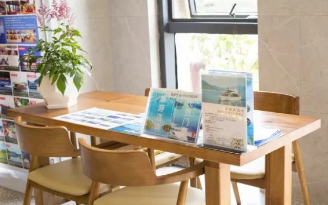 Kaiyuan Life Hotel at Central Lake of Qiandao Lake