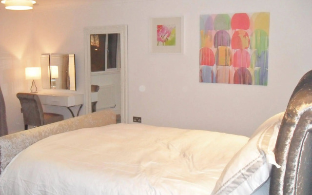 Fifty One and a Half Boutique B&B