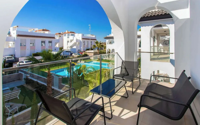 Sunset Paradise - Sleeps 4, Pool, Terrace & Views