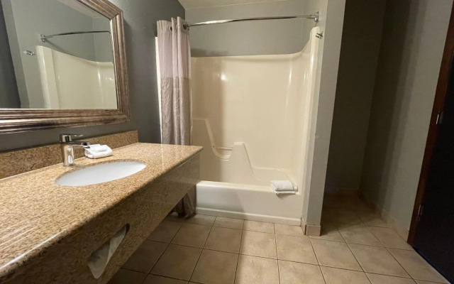 Sunnyside Inn & Suites