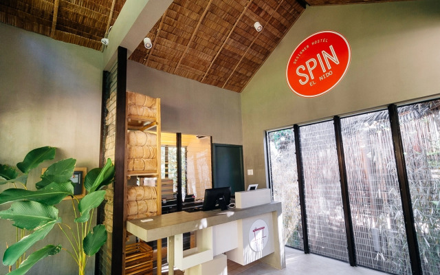 Spin Designer Hostel
