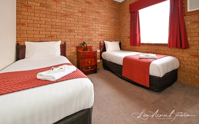 Narrandera Club Motor Inn