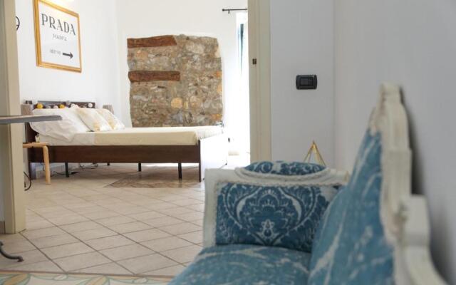 SELF Apartments - Coastal Suite and Central Balcony