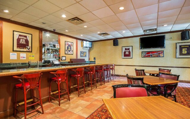 Clarion Inn Fairmont