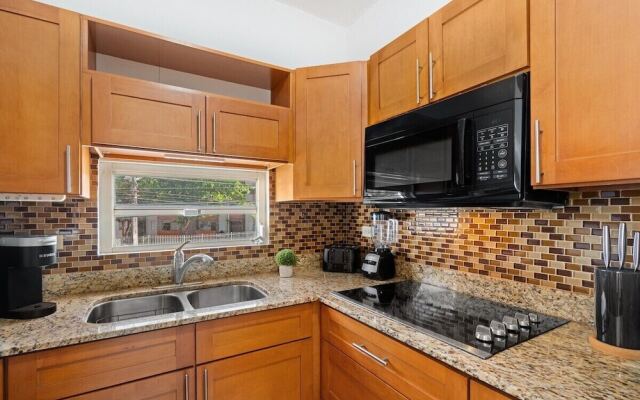 Puerto Rico Ocean Park Loft Vacation Rental With Parking Otium Rentals