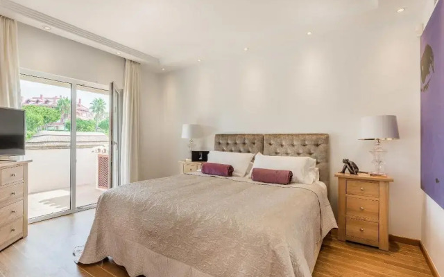 The Residence by Beach House Marbella