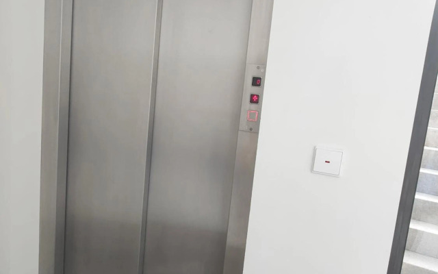 Between River and Sea Porto Apartment