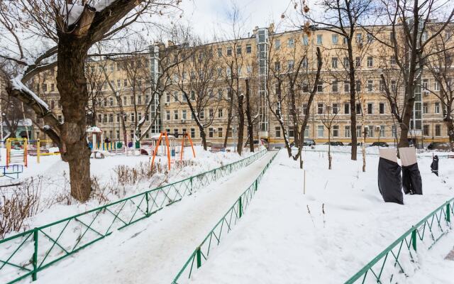 Апартаменты, Оружейный пер., 13