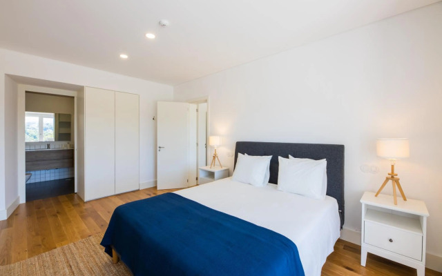 Linden Tree House A and B