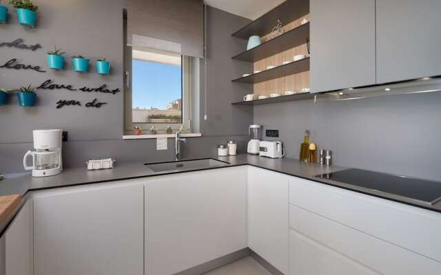 Luxury Villa Cinderella with Swimming Pool