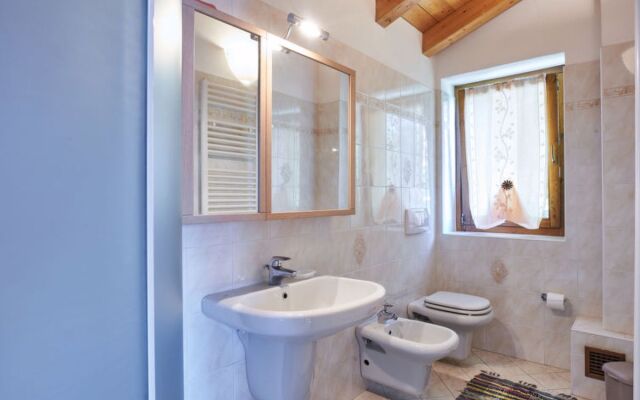 House Ronco Dongo 32460