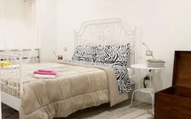 Apartment With one Bedroom in Finocchito, With Wifi