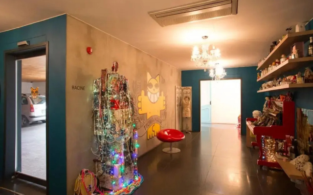 Pin & Fit House