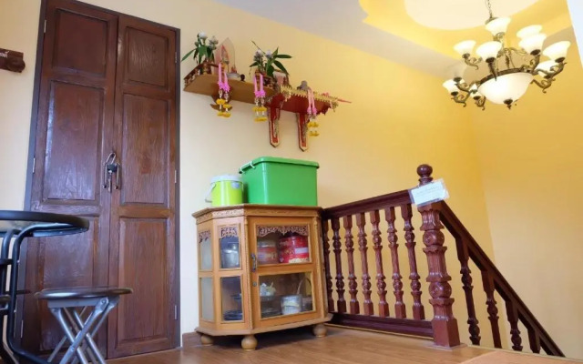 Baan Pitumata Amphawa