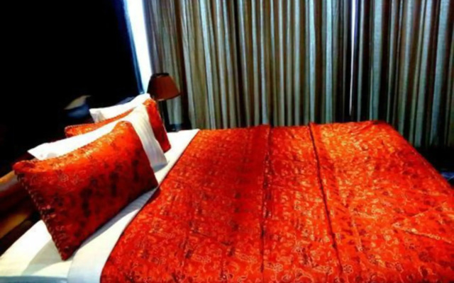 Bling Hotel International