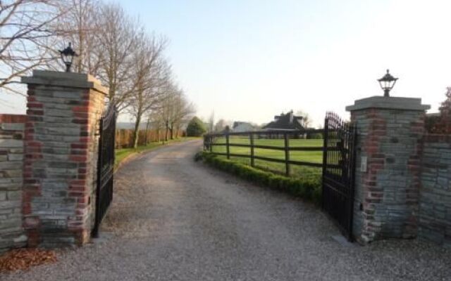 Westwood Country House