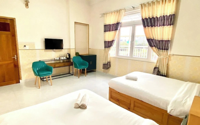 Ruby Peace Hotel