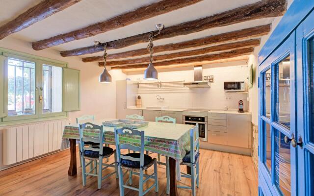 Vibrant Holiday Home in Fraga With Private Pool