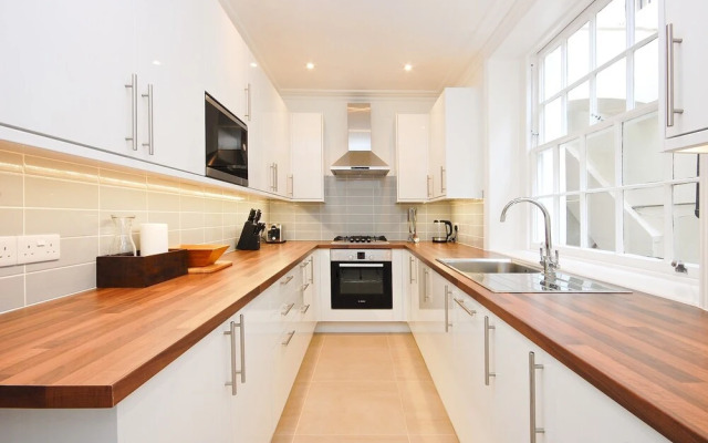 The Craven Hill Residence I - Hen11