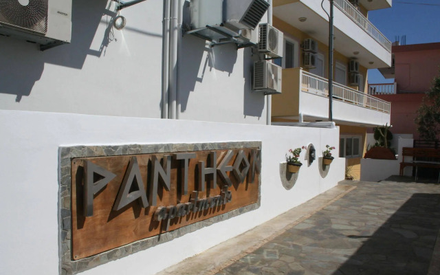 Pantheon Deluxe Apartments