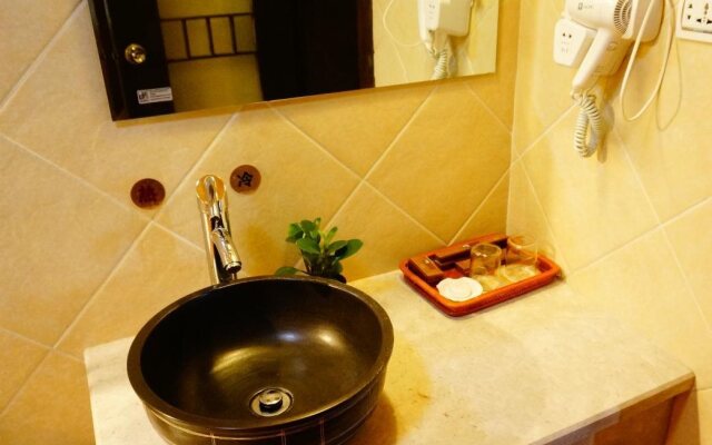 Wang Jia Courtyard Inn