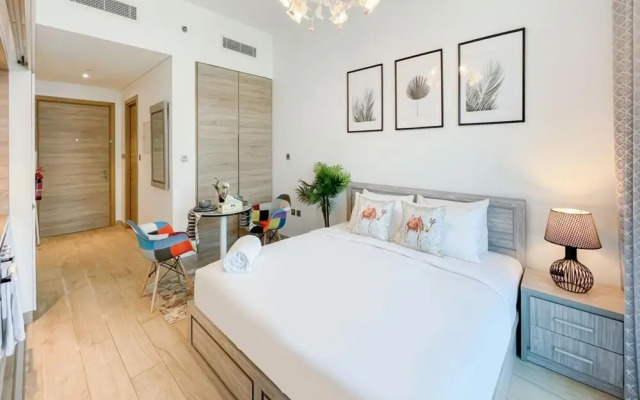Bnbmehomes Beautiful Lake View Studio Near Marina