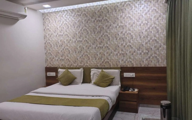 HOTEL PRUDENT - Vadodra