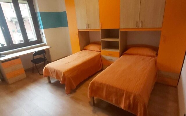 Comfortable Apartment With Hydromassage Shower