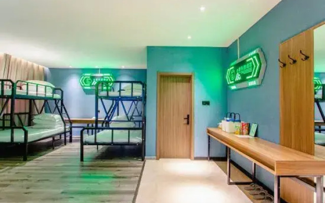 Weihui e-home Express Hotel