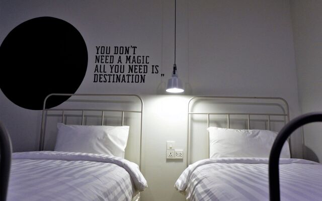 Bedspread Hostel - Adults Only