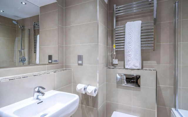 Holiday Inn Newcastle South by IHG