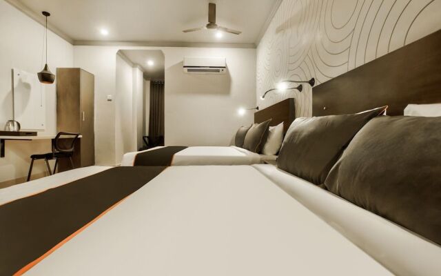 OYO Townhouse 430 Everest Hotel