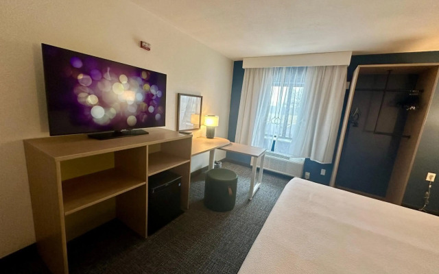 Spark by Hilton Fort Wayne