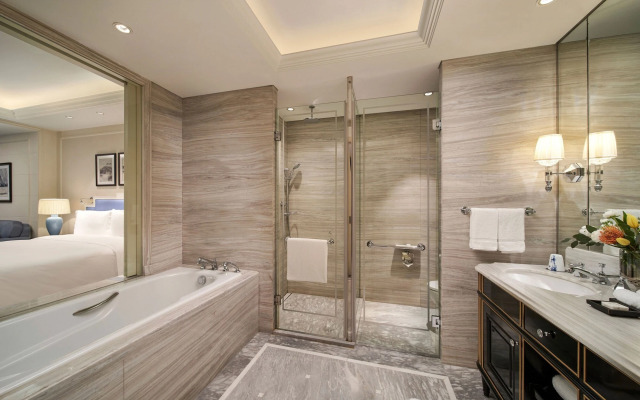 The Azure Qiantang, a Luxury Collection Hotel, Hangzhou