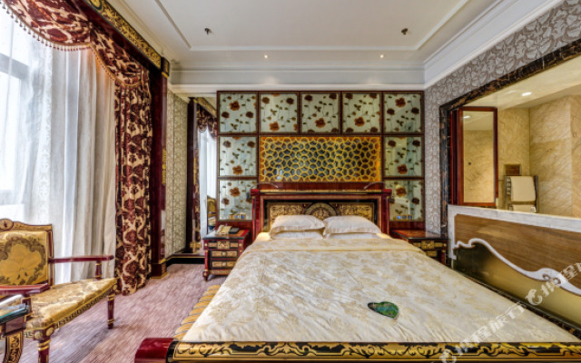 Dionysus Hotel