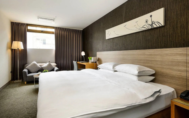 Beacon Hotel