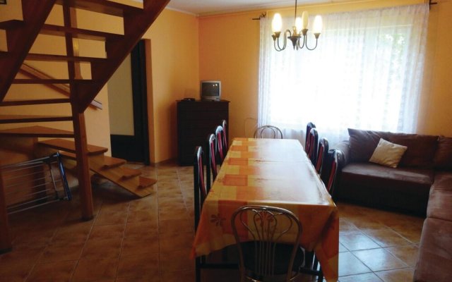 Awesome Home in Choczewo With 4 Bedrooms