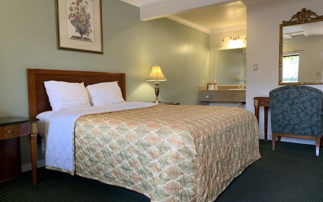 Monterey Oceanside Inn