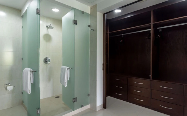 Z Casa Gardenia 2 Bedroom Condo by Redawning