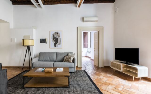 Sonder — Piazza dell'Orologio