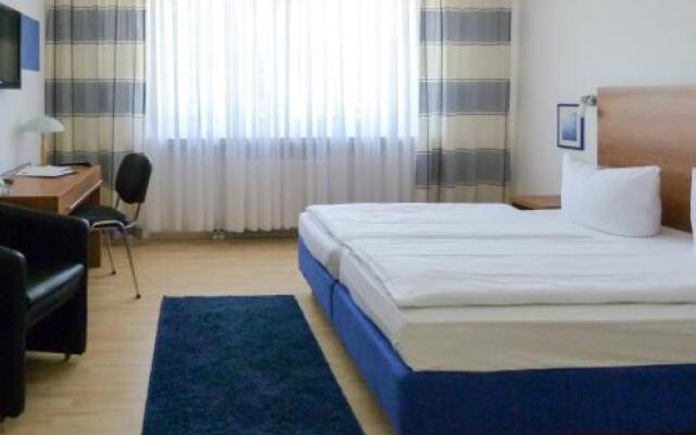 City Hotel