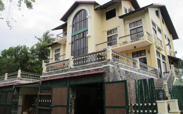 The Manor at Puerto Galera