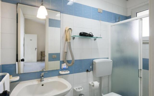Hotel Mida