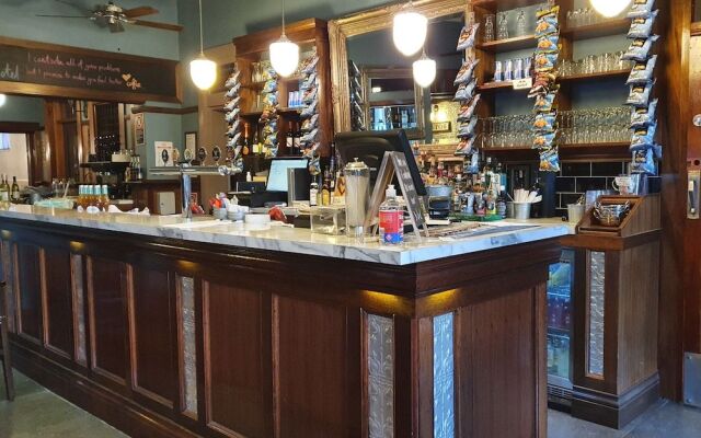 Royal Hotel West Wyalong